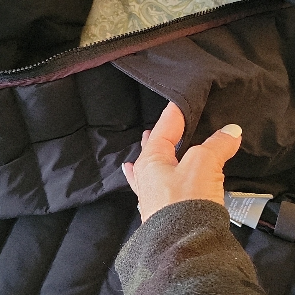 Michael Kors Men's Black Puffer Jacket - Picture 4 of 8